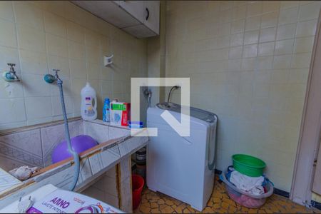 Casa à venda com 135m², 3 quartos e 1 vagaÁrea de Serviço