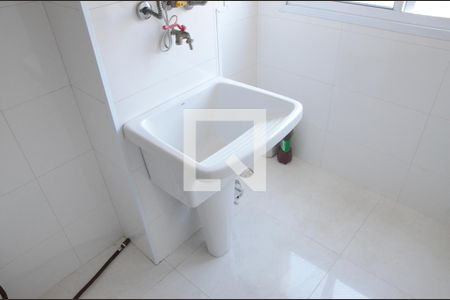 Área de Serviço de apartamento à venda com 2 quartos, 49m² em Jardim das Flores, Osasco