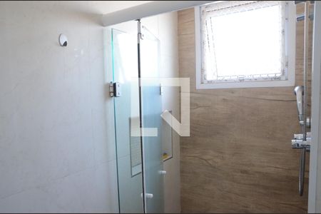 Banheiro de apartamento à venda com 2 quartos, 49m² em Jardim das Flores, Osasco
