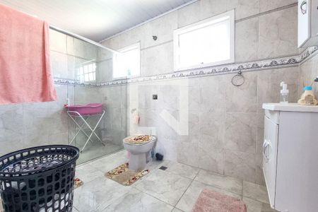 Casa para alugar com 400m², 4 quartos e 10 vagasBanheiro da Suíte 1