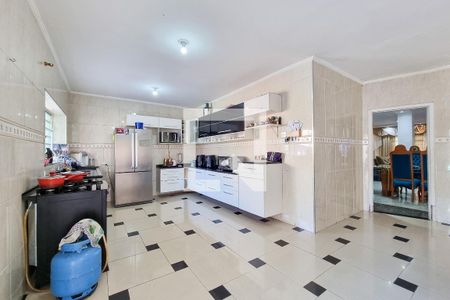 Casa para alugar com 400m², 4 quartos e 10 vagasCozinha