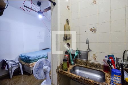 Cozinha de apartamento à venda com 1 quarto, 30m² em Centro, Niterói