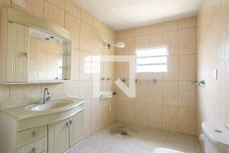 Banheiro de casa para alugar com 1 quarto, 60m² em Vila Esperança, São Paulo