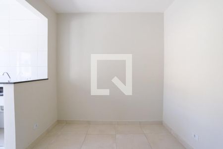 Sala de casa para alugar com 0 quarto, 28m² em Parque Fongaro, São Paulo