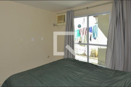 Casa de condomínio à venda com 180m², 3 quartos e 2 vagas Casa de condomínio à venda com 180m², 3 quartos e 2 vagasQuarto 2