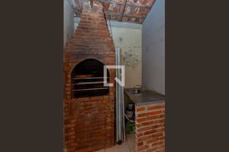 Casa de condomínio à venda com 180m², 3 quartos e 2 vagas Casa de condomínio à venda com 180m², 3 quartos e 2 vagasChurrasqueira