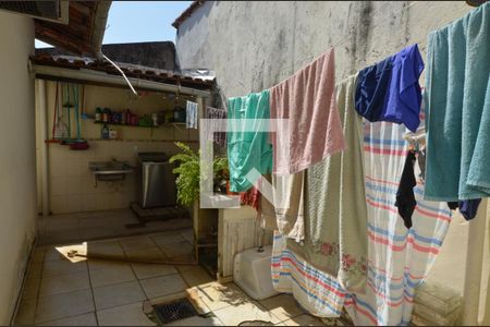 Casa de condomínio à venda com 180m², 3 quartos e 2 vagas Casa de condomínio à venda com 180m², 3 quartos e 2 vagasÁrea de Serviço