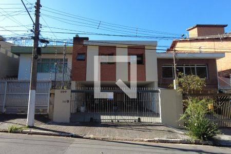 Casa à venda com 360m², 4 quartos e 6 vagasFachada