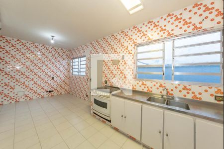 Casa à venda com 360m², 4 quartos e 6 vagasCozinha