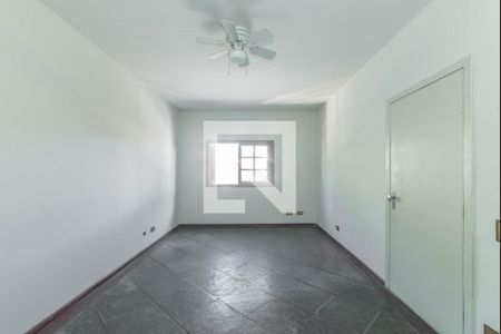 Casa à venda com 360m², 4 quartos e 6 vagasSuíte 2