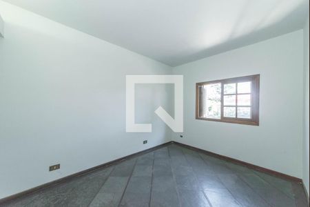Casa à venda com 360m², 4 quartos e 6 vagasQuarto