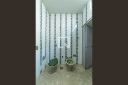 Casa à venda com 360m², 4 quartos e 6 vagasBanheiro Social