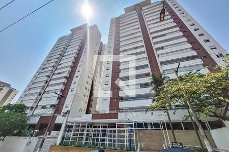 Apartamento à venda com 136m², 3 quartos e 2 vagasFachada