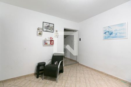 Sala de casa à venda com 3 quartos, 75m² em Conjunto Residencial José Bonifácio, São Paulo