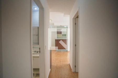 Corredor de apartamento para alugar com 2 quartos, 48m² em Vila Monte Alegre, São Paulo