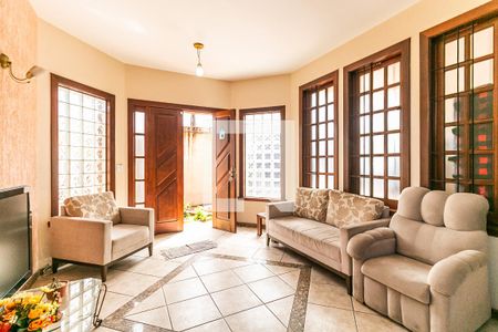Sala 1 de casa para alugar com 4 quartos, 300m² em Ipiranga, Belo Horizonte