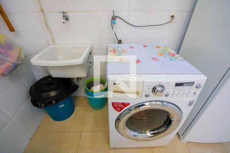 Casa à venda com 182m², 3 quartos e 4 vagasÁrea de serviço