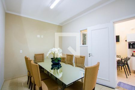 Casa à venda com 182m², 3 quartos e 4 vagasCopa