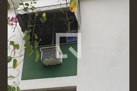 Apartamento à venda com 60m², 2 quartos e 1 vagaPlaquinha