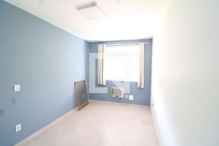 Quarto 1 de apartamento à venda com 2 quartos, 60m² em Portuguesa, Rio de Janeiro