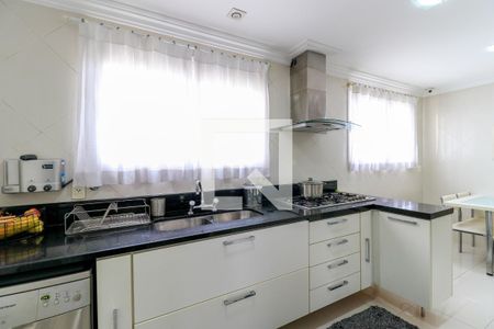 Apartamento à venda com 205m², 3 quartos e 4 vagas Apartamento à venda com 205m², 3 quartos e 4 vagasCozinha