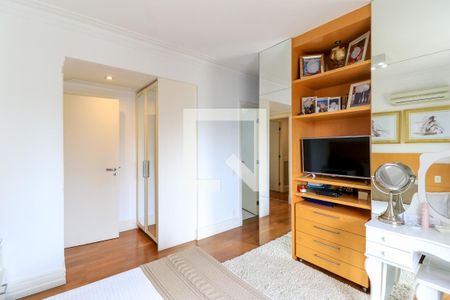 Apartamento à venda com 205m², 3 quartos e 4 vagas Apartamento à venda com 205m², 3 quartos e 4 vagasSuíte 3