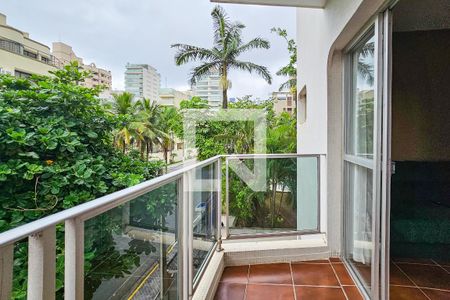 Varanda de apartamento para alugar com 3 quartos, 110m² em Balneario Guarujá, Guarujá