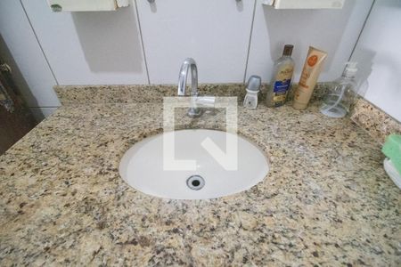 Casa à venda com 370m², 6 quartos e 2 vagas Casa à venda com 370m², 6 quartos e 2 vagasBanheiro Social da casa principal