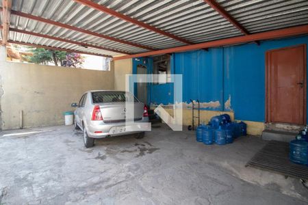 Casa à venda com 370m², 6 quartos e 2 vagas Casa à venda com 370m², 6 quartos e 2 vagasGaragem