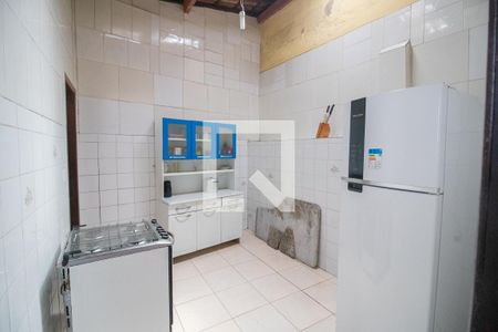 Casa à venda com 370m², 6 quartos e 2 vagas Casa à venda com 370m², 6 quartos e 2 vagasCozinha da casa principal