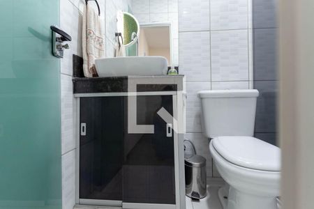 Casa à venda com 300m², 4 quartos e 4 vagasBanheiro da suíte