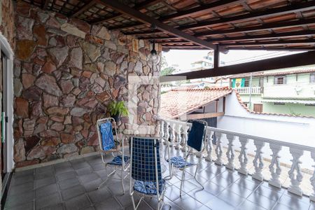 Casa à venda com 300m², 4 quartos e 4 vagasVaranda