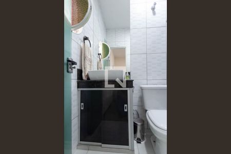 Casa à venda com 300m², 4 quartos e 4 vagasBanheiro da suíte