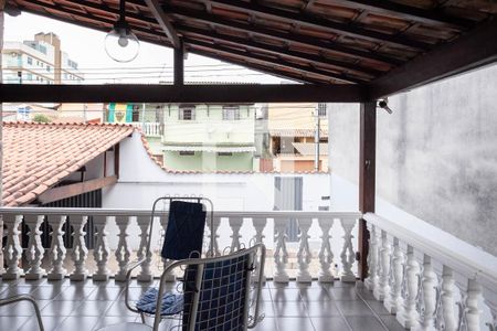 Casa à venda com 300m², 4 quartos e 4 vagasVista da suíte