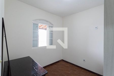 Casa à venda com 300m², 4 quartos e 4 vagasQuarto 2