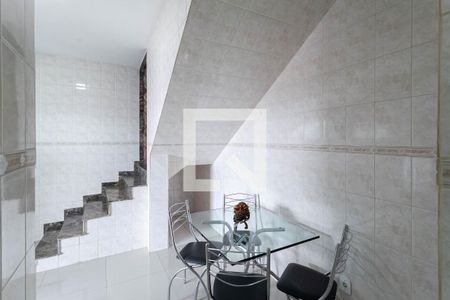 Casa à venda com 300m², 4 quartos e 4 vagasCozinha