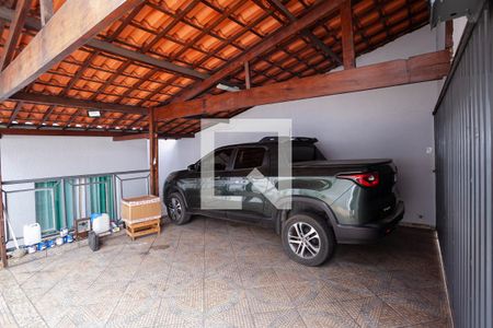 Casa à venda com 300m², 4 quartos e 4 vagasGaragem