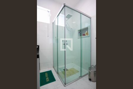 Casa à venda com 300m², 4 quartos e 4 vagasBanheiro social 2