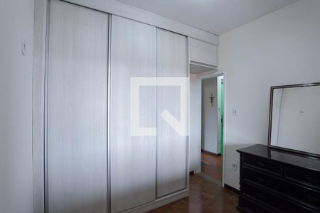 Casa à venda com 300m², 4 quartos e 4 vagasQuarto 2