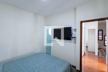 Casa à venda com 300m², 4 quartos e 4 vagasSuíte