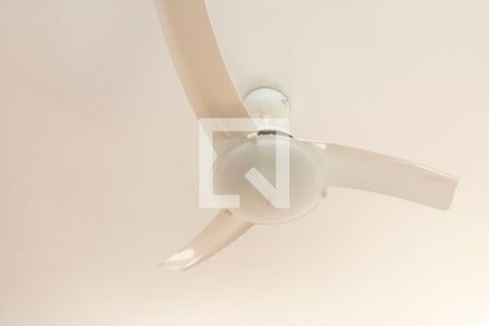 Sala de casa de condomínio à venda com 3 quartos, 210m² em Jardim Guanabara, Rio de Janeiro