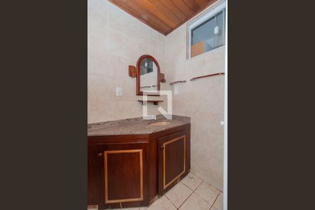 Casa de condomínio à venda com 210m², 3 quartos e 1 vaga Casa de condomínio à venda com 210m², 3 quartos e 1 vagaBanheiro da Suíte