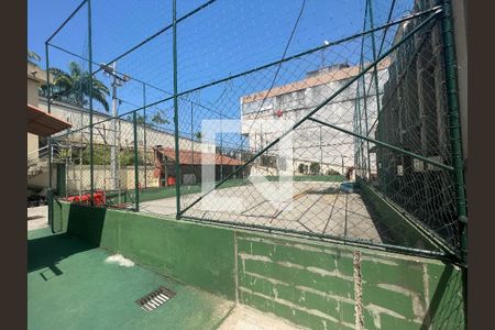 Casa de condomínio à venda com 210m², 3 quartos e 1 vaga Casa de condomínio à venda com 210m², 3 quartos e 1 vagaQuadra Esportiva