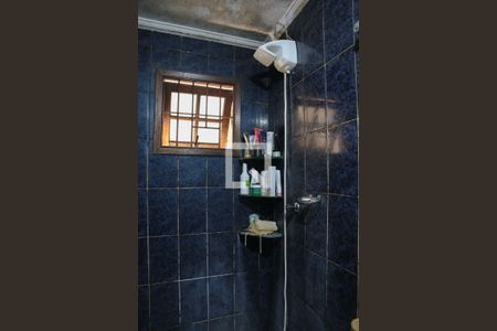 Casa à venda com 225m², 5 quartos e 2 vagasBanheiro