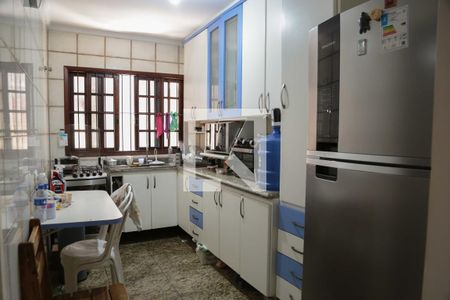 Casa à venda com 225m², 5 quartos e 2 vagasCozinhha