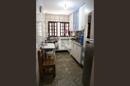 Casa à venda com 225m², 5 quartos e 2 vagasCozinhha