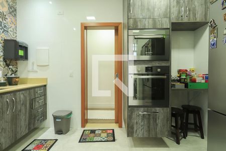 Cozinha de apartamento à venda com 3 quartos, 140m² em Vila Mariana, São Paulo