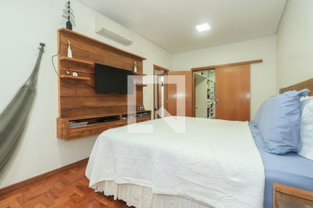 Suíte  de apartamento à venda com 3 quartos, 140m² em Vila Mariana, São Paulo