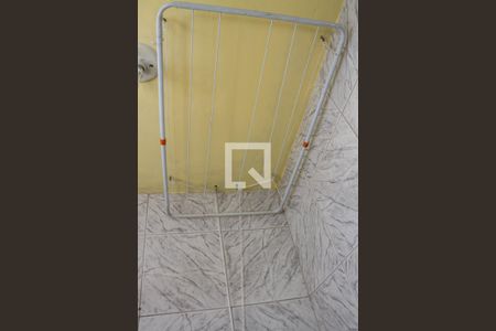 Banheiro Social de kitnet/studio para alugar com 1 quarto, 15m² em Engenho de Dentro, Rio de Janeiro