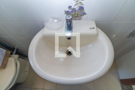 Casa à venda com 285m², 4 quartos e 3 vagasBanheiro 3